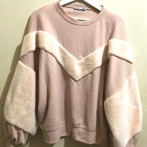 Zara faux fur sweat shirt
